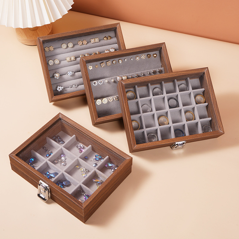Дървена кутия за бижута с капак, прахоустойчива и многофункционална за гривни, пръстени, обици и колиета; настолен монтаж, ретро стил, един слой.