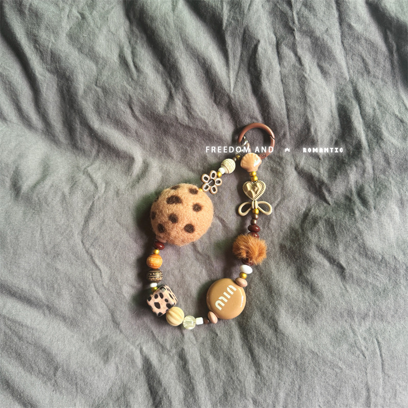 Zirui PVC telefonnyakpánt kézzel készített gyöngy karkötővel – uniszex, PVC zsinór, fém csat, testreszabható