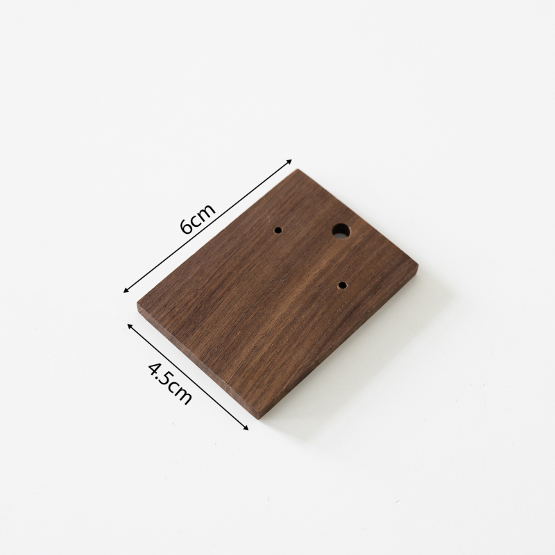 Kožna podloga za prikaz naušnica, jednovrstan držač za nakit, marka Alon Rui Zhi, proljeće 2025