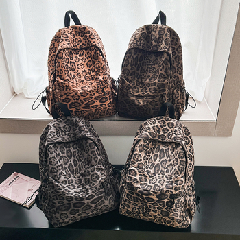 Női nagy kapacitású hátizsák, laza egyetemi stílus, nylon, őszi 2025, cipzáras nyitás, laptop- és kamerazsebek, vízálló, lopás elleni védelem