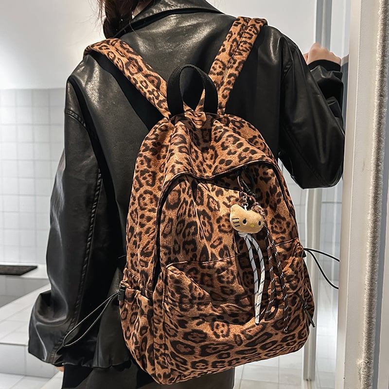 Női nagy kapacitású hátizsák, laza egyetemi stílus, nylon, őszi 2025, cipzáras nyitás, laptop- és kamerazsebek, vízálló, lopás elleni védelem