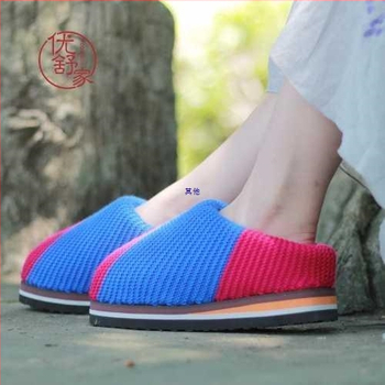 Rankų darbo vilnonės namų šlepetės, odinė įdėklė, vulkanizuotas gumos padas, lengvos ir patvarios