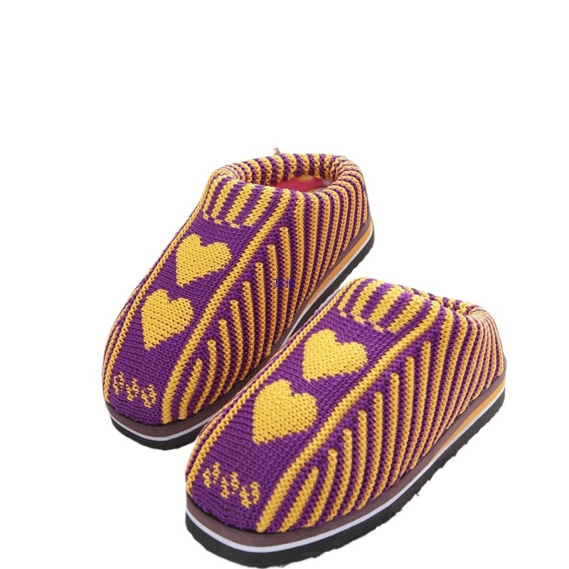 Rankų darbo vilnonės namų šlepetės, odinė įdėklė, vulkanizuotas gumos padas, lengvos ir patvarios