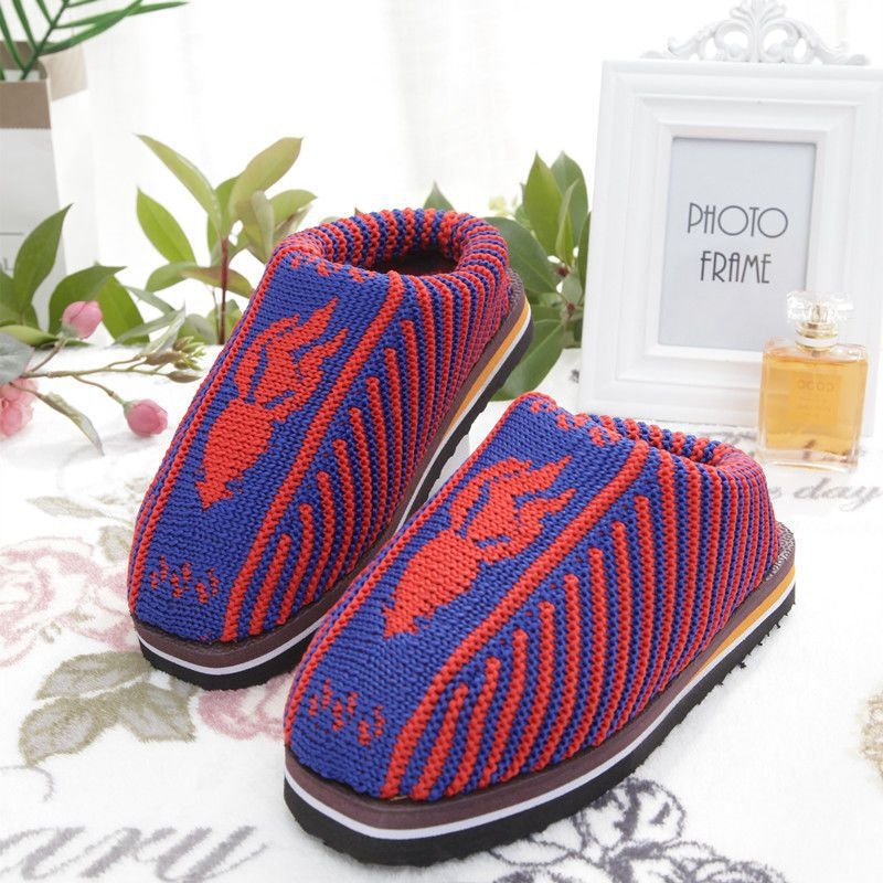 Rankų darbo vilnonės namų šlepetės, odinė įdėklė, vulkanizuotas gumos padas, lengvos ir patvarios