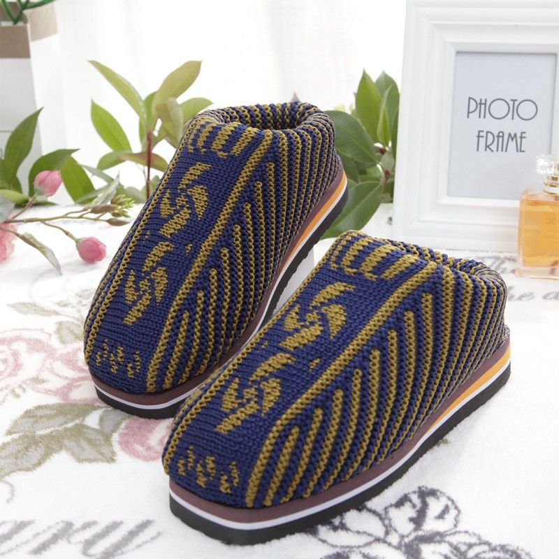 Rankų darbo vilnonės namų šlepetės, odinė įdėklė, vulkanizuotas gumos padas, lengvos ir patvarios