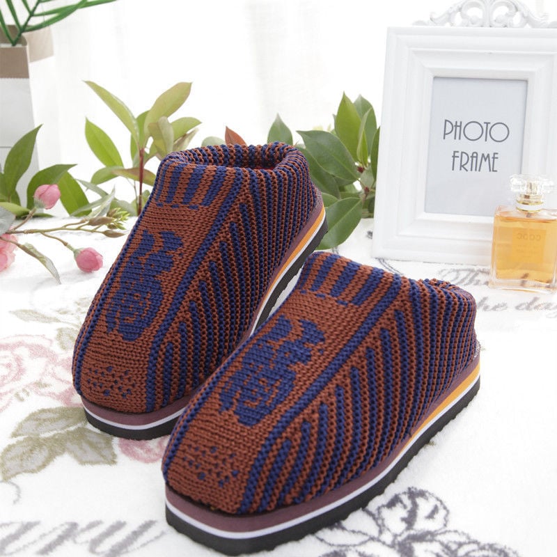 Rankų darbo vilnonės namų šlepetės, odinė įdėklė, vulkanizuotas gumos padas, lengvos ir patvarios