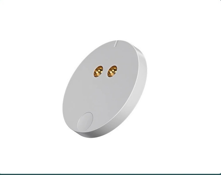 Магнитна зарядна база за Logitech G502/G903 с USB докинг станция, жично USB свързване, кабел 1.5 м; включва зарядна база, заряден модул, кабел за данни и ръководство