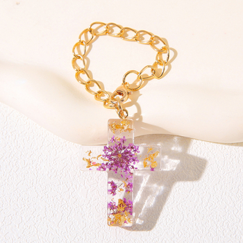 Krížový príves z priesvitnej živice so sušenými kvetmi, na batoh a kľúčenku — materiál: plast/živica, vzor: rastliny, štýl čerstvý a sladký