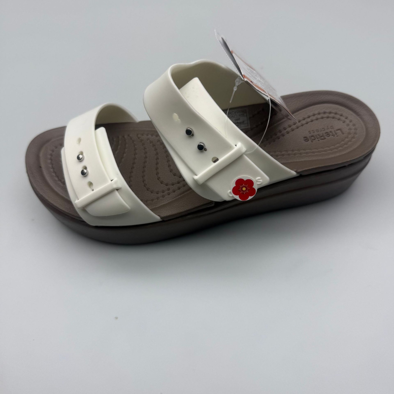 Moterų paplūdimių sandalai – atvira pirštų danga, sagties dirželis su sagtimi, platforma su kliniu, TPU viršus, EVA padas, kulno aukštis 3–6 cm