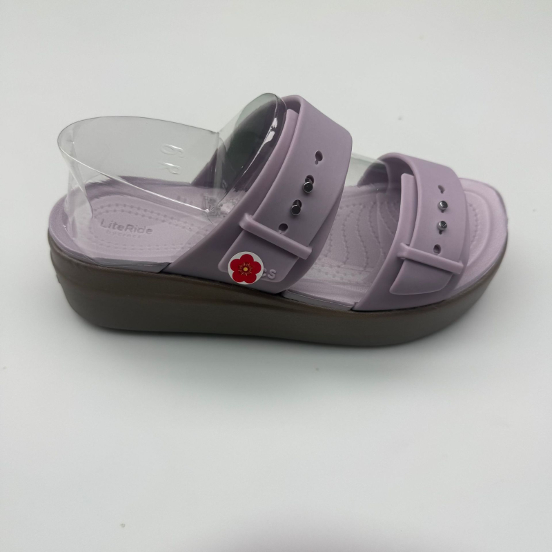 Moterų paplūdimių sandalai – atvira pirštų danga, sagties dirželis su sagtimi, platforma su kliniu, TPU viršus, EVA padas, kulno aukštis 3–6 cm