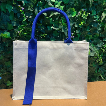 Платнена Tote торба с лого, UV печат, дъно и страни, тегло около 200 г, персонализирана подаръчна чанта