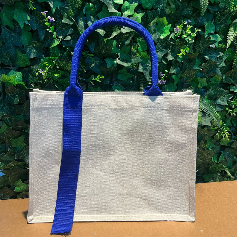 Платнена Tote торба с лого, UV печат, дъно и страни, тегло около 200 г, персонализирана подаръчна чанта