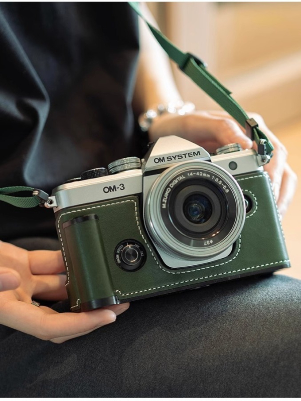 Fotoaparatų krepšys iš natūralios odos, rankinės stiliaus, universalus, 2025 m. pavasaris