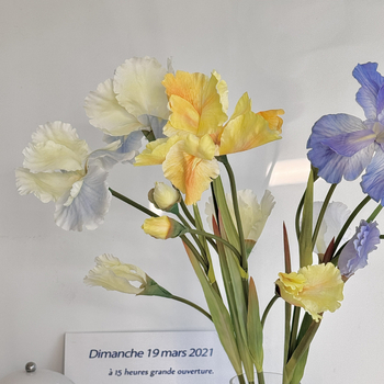 Satenasto iris cvijeće – umjetno za vjenčanja i kućnu dekoraciju, styling aranžman, varijanta 3444577, kartonsko pakiranje