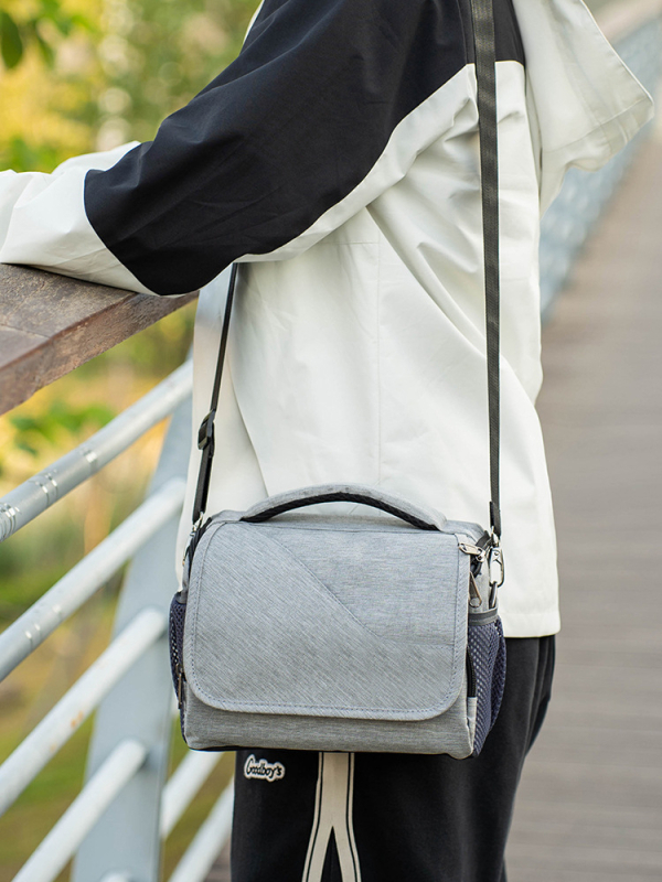 Bezdrobinė veidrodinė kamera krepšys – drobės medžiaga, pamušalas iš drobės, per petį stiliaus, tinka kameroms su viena baterija