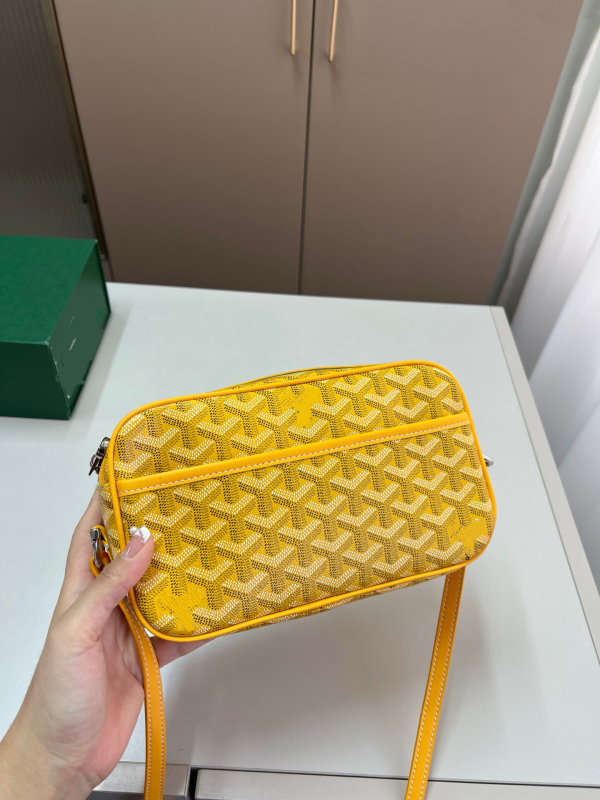 Muška crossbody torba - gradski stil, koža, geometrijski uzorak, podstava: krava djeljena koža, proljeće 2024