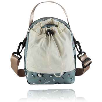 Torba preko ramena za rekreaciju, materijal PU, uspravni kvadratni oblik, zatvarač na zip, podstava od poliestera