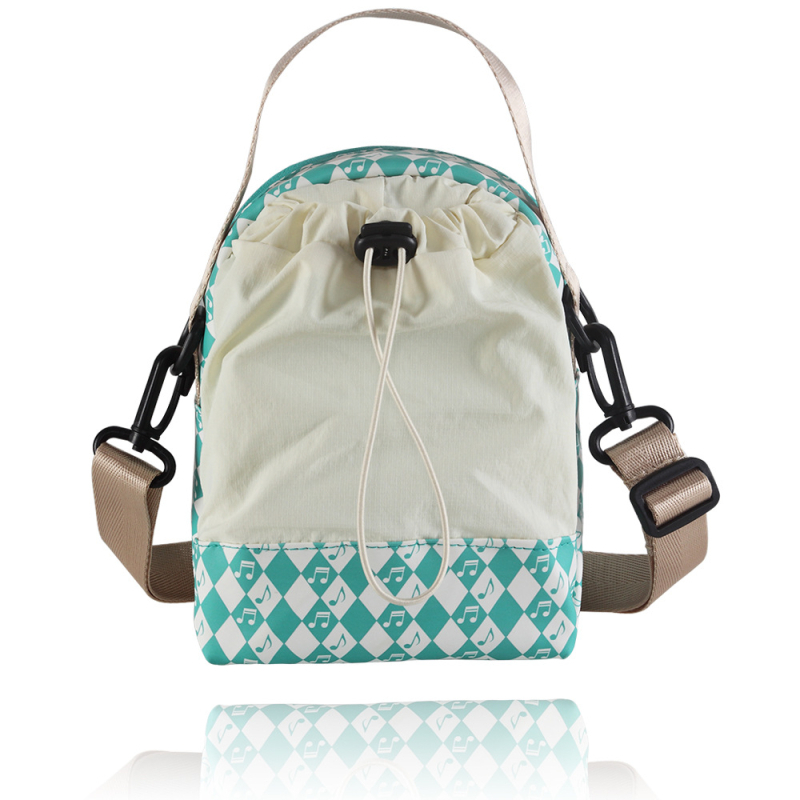 Torba preko ramena za rekreaciju, materijal PU, uspravni kvadratni oblik, zatvarač na zip, podstava od poliestera