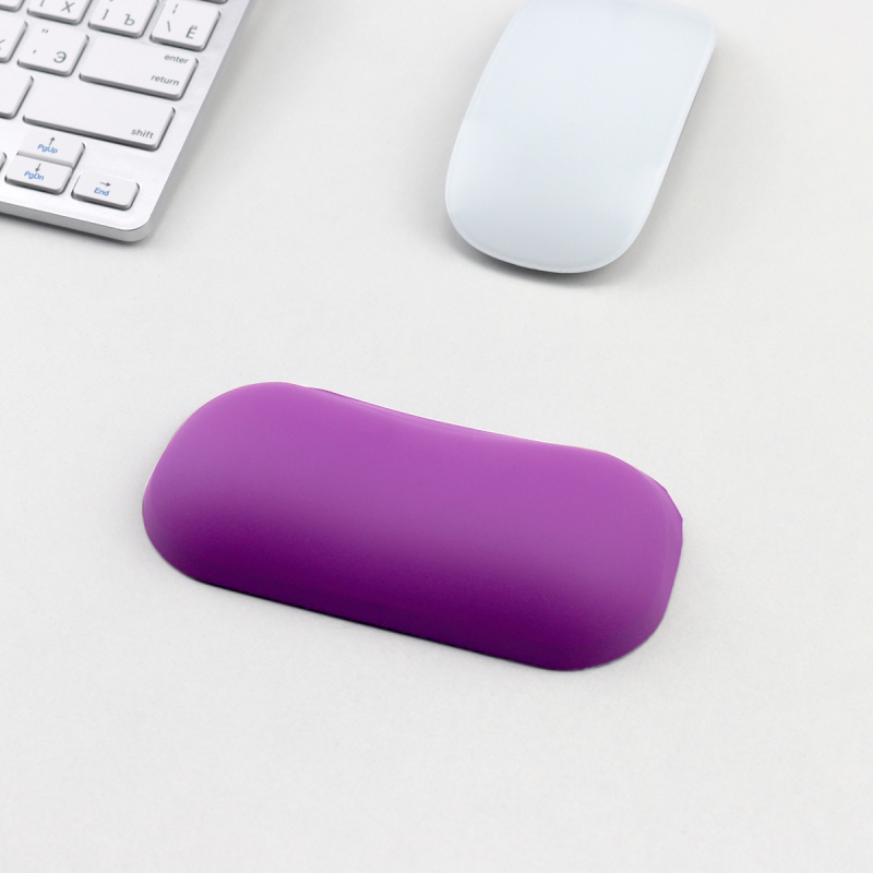 Малка кожена подложка за китката с топлинна функция, едностранна, инжекционно формована, с отпечатано лого