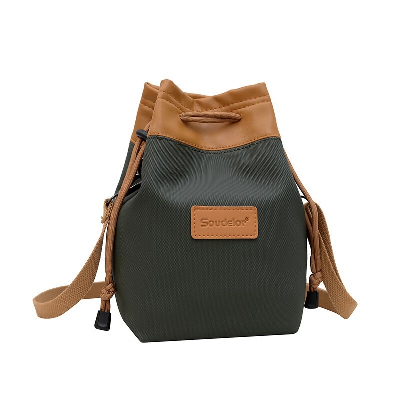 Kameros krepšys su vandeniui atsparia membrana, smūgiams apsaugos vidinė medžiaga, pečių krepšys, poliesterio medvilnės pamušalas (mirrorless/DSLR kameroms)