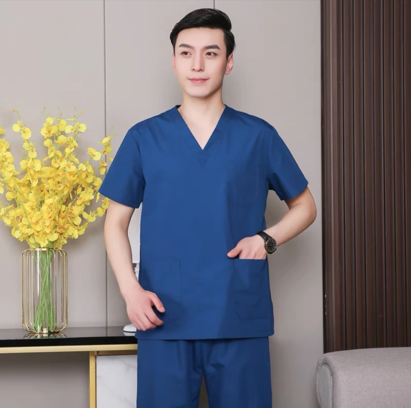 Set de haine medicale – decolteu în V, mâneci scurte, material ce evacuează umezeala, 65% poliester / 35% bumbac, unisex