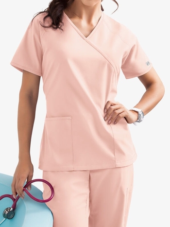 Медицински работен комплект: V-образно деколте, къс ръкав, унисекс, отвежда влагата, полиестер-еластан, сет (горнище и долнища)