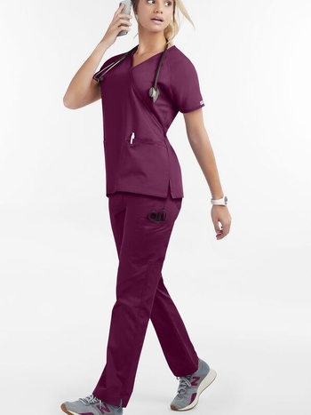 Медицински работен комплект: V-образно деколте, къс ръкав, унисекс, отвежда влагата, полиестер-еластан, сет (горнище и долнища)