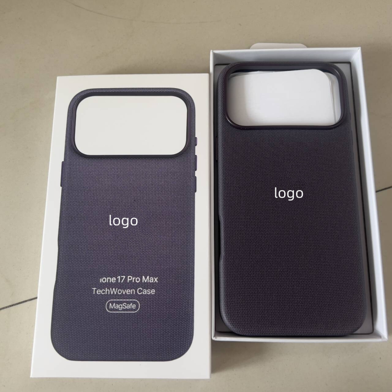 Husă spate iPhone 17, PC material, Prelucrare mecanică, Aderență magnetică, Anti-amprentare, Rezistentă la șocuri