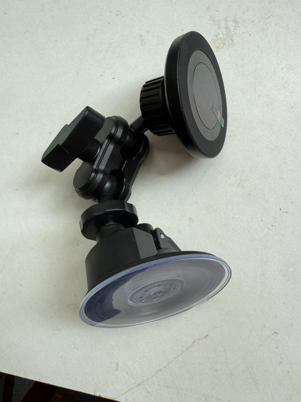 Μαγνητική βάση κινητού αυτοκινήτου – ABS, καθολικός σχεδιασμός, αντιδονητικό σύστημα, βάση με βεντούζα