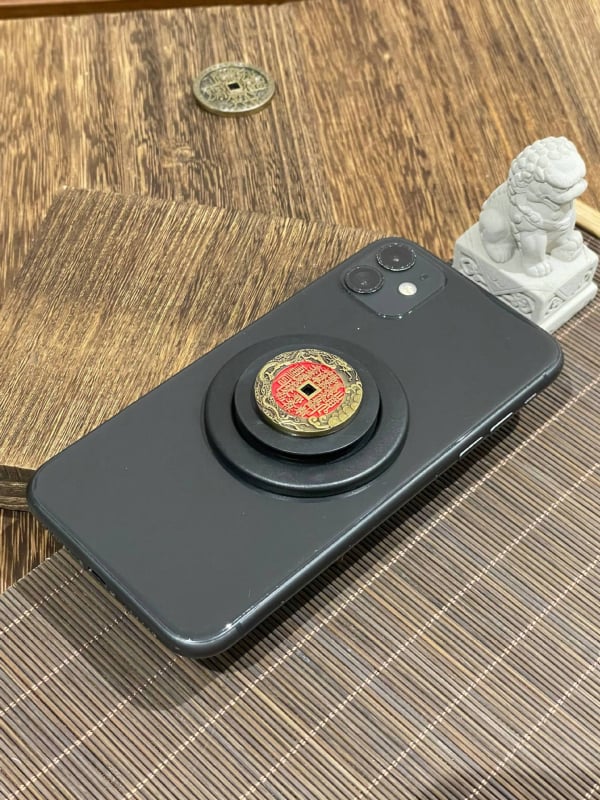 Telefono stovas su magnetiniu žiedu ir teleskopine baze, universalus, metalinė konstrukcija