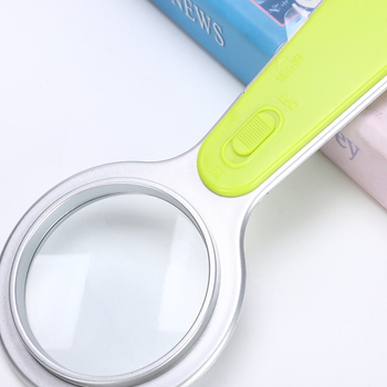 Χειροκίνητος μεγεθυντικός φακός LED με υψηλό μέγεθος μεγέθυνσης, φορητός φωτιζόμενος φακός για προστασία ματιών