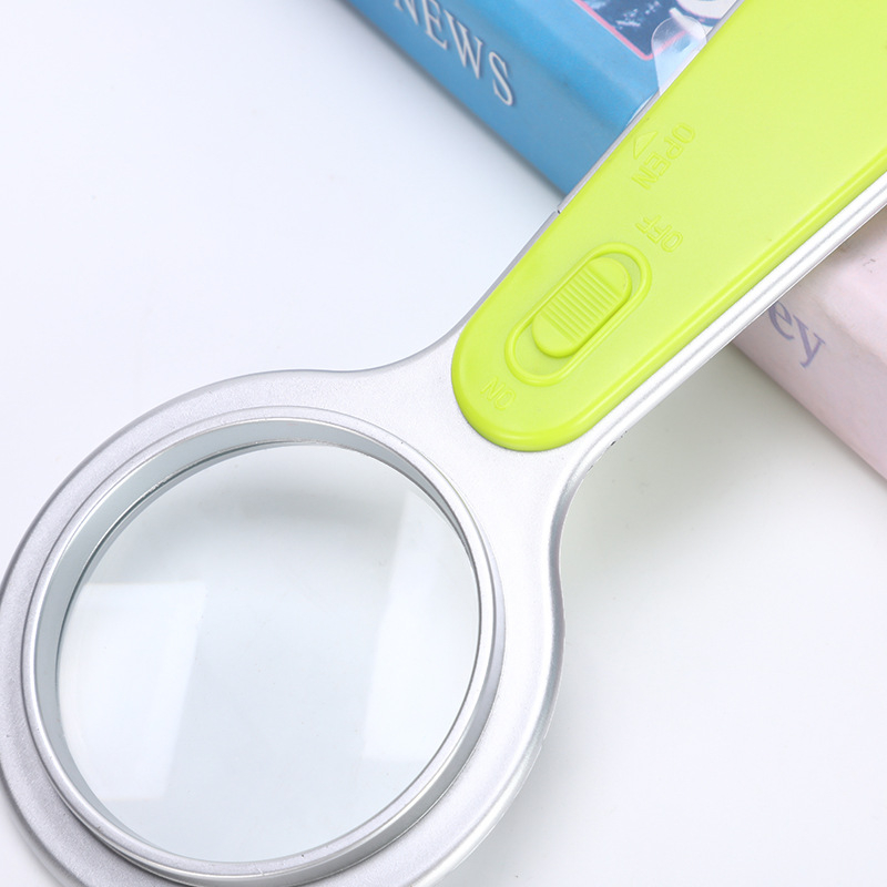 Χειροκίνητος μεγεθυντικός φακός LED με υψηλό μέγεθος μεγέθυνσης, φορητός φωτιζόμενος φακός για προστασία ματιών