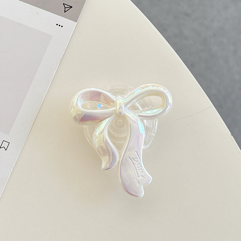 Βάση γραφείου για κινητό από κράμα αλουμινίου, γενικός σχεδιασμός, με επεκτειόμενος μηχανισμός και τρισδιάστατο σχέδιο φιόγκου στην πίσω πλευρά