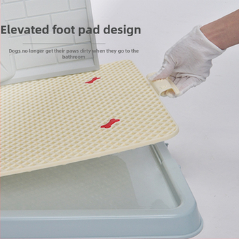 Troublemaker πλαστική τουαλέτα για σκύλους με πλέγμα τοίχου