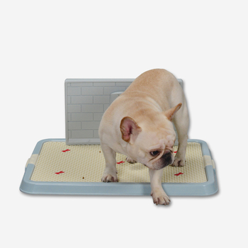 Troublemaker πλαστική τουαλέτα για σκύλους με πλέγμα τοίχου