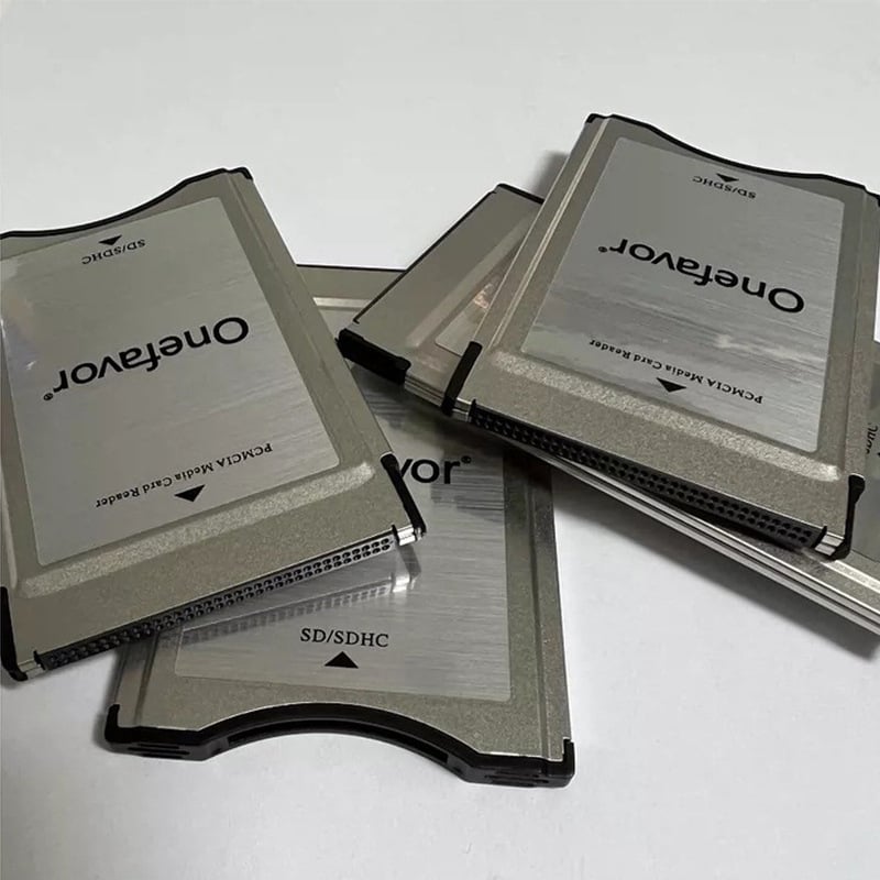 Cititor PCMCIA SD – adaptor CF către PC Card Sleeve, Plastic, 15 g, Instalare externă