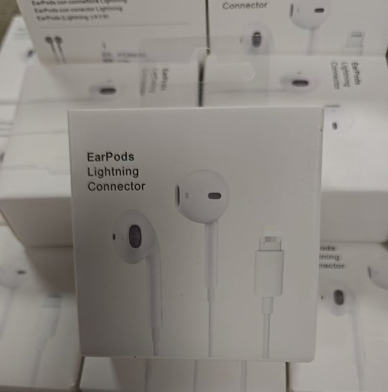 Type-C kabelis iekšējās auss austiņas, kustīga spole, 1,2 m kabelis, jutīgums 110 dB