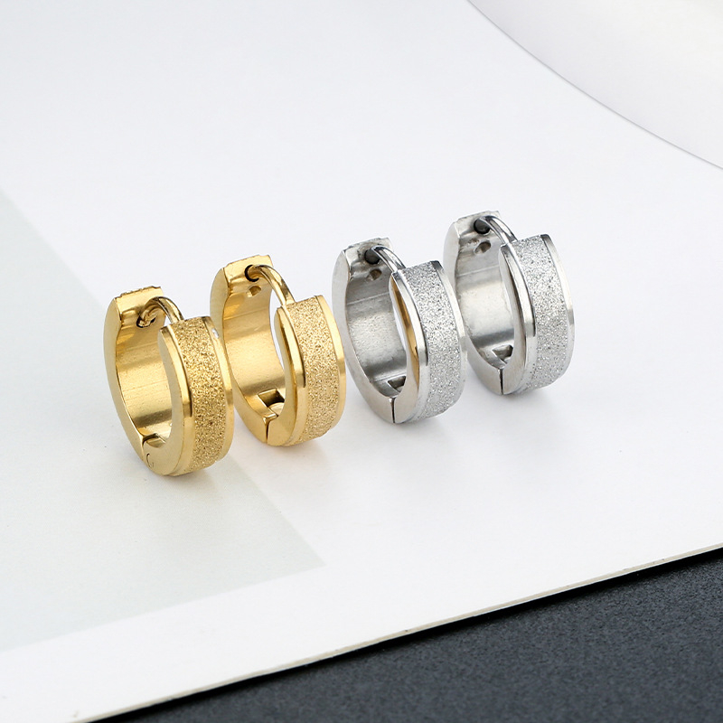 Unisex naušnice od nehrđajućeg čelika, titan-stil, premaz u 18K zlatnoj nijansi