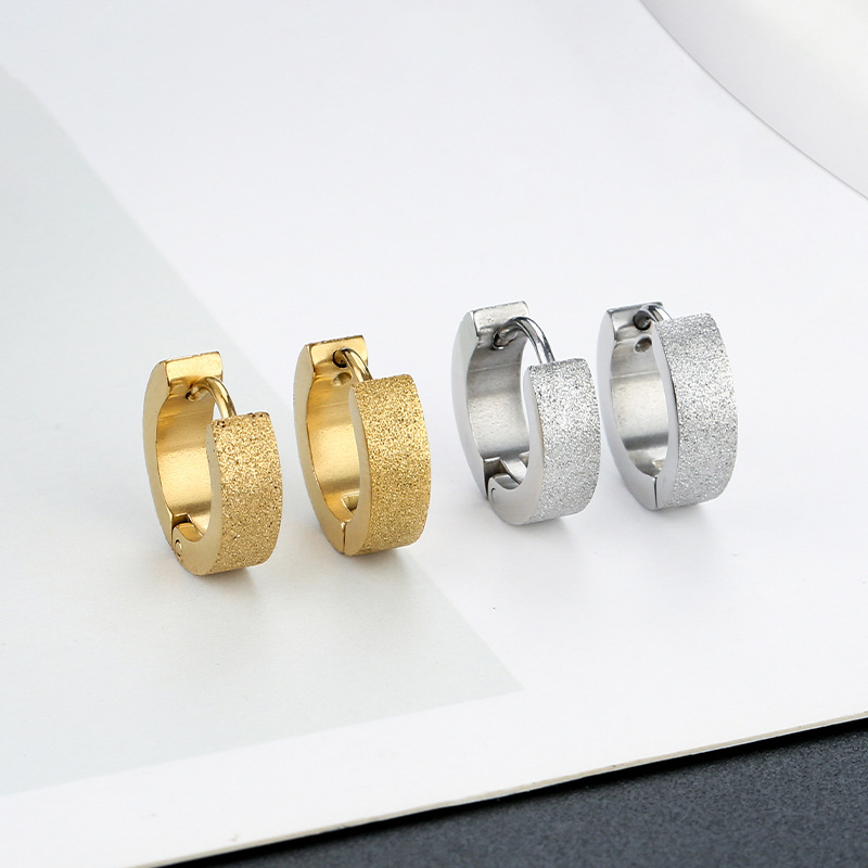 Unisex naušnice od nehrđajućeg čelika, titan-stil, premaz u 18K zlatnoj nijansi