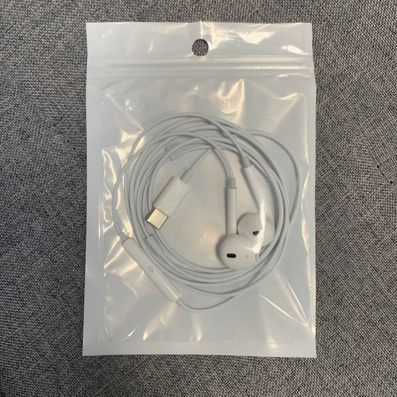 Type-C vadu austiņas Apple 7-16 Pro, in-ear, kabelis 120 cm, jutība 110 dB