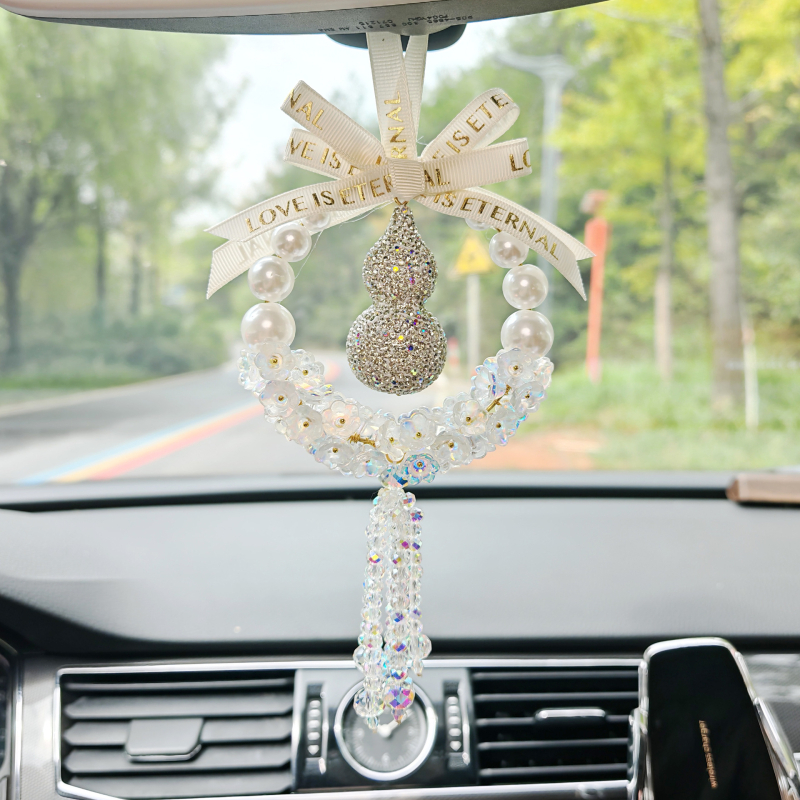 Κρεμαστό για καθρέπτη αυτοκινήτου — μεταλλικό, μοντέρνος σχεδιασμός, διακοσμητικό εσωτερικού χώρου