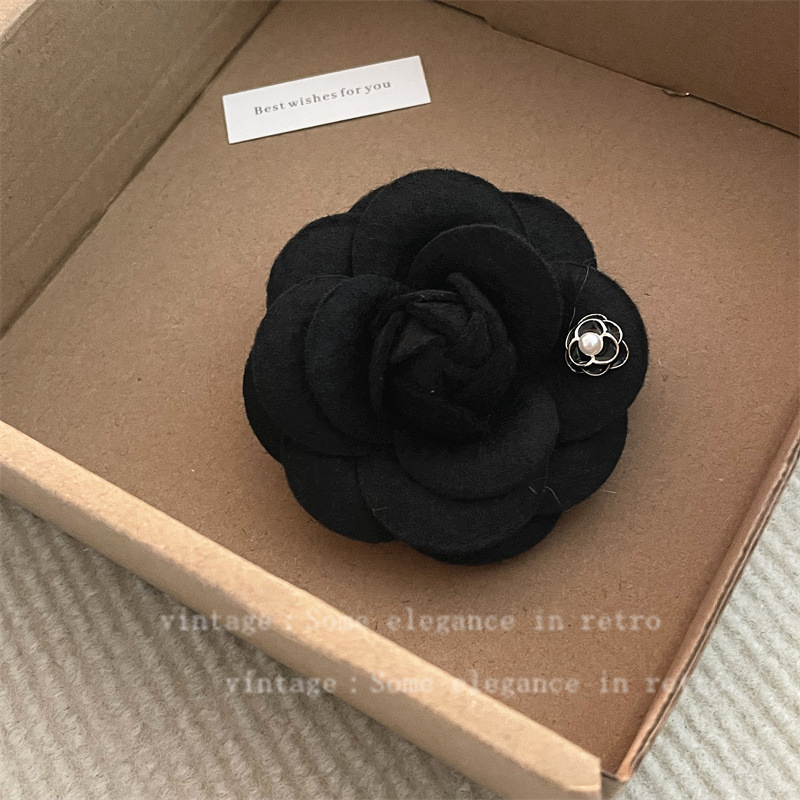 Broš Camellia — miješani materijali, elektroplatiranje, francuski retro stil, podrijetlo Yiwu, jesen 2024, dekorativno, poklon