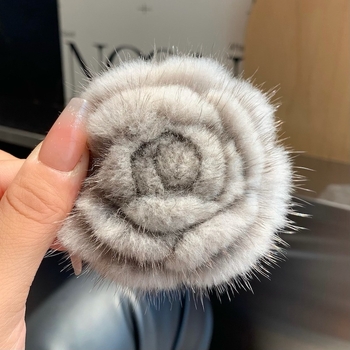 Mink szőr brooch rózsa, koreai stílus, kézzel készített, őszi 2024