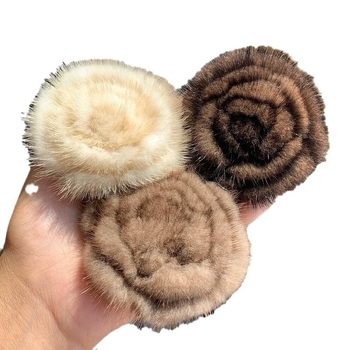 Mink szőr brooch rózsa, koreai stílus, kézzel készített, őszi 2024