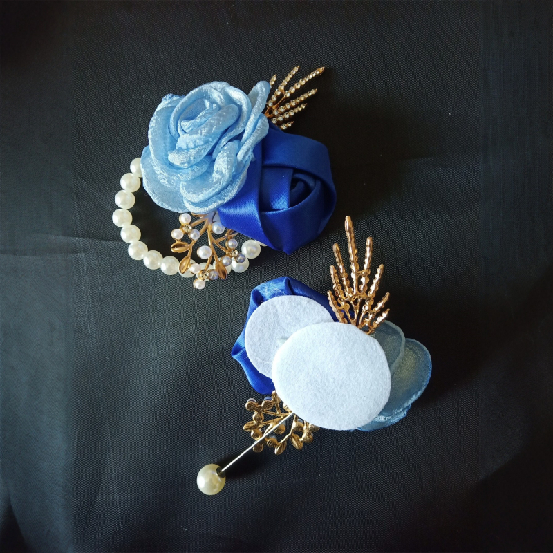 Corsage és csuklódísz virágszett – kézzel készített, szövet anyagú rózsa és kamélia, elegáns uniszex, modell Xh925, 2025 ősz