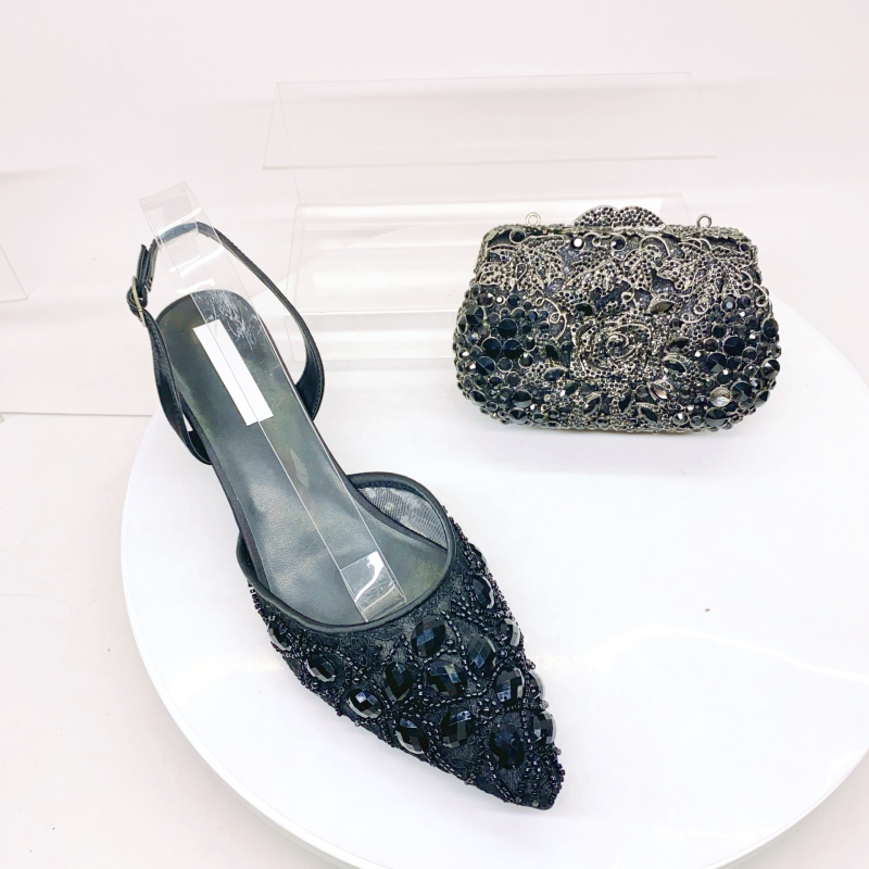 Moterų raišteliniai sandalai su smailiu nosimi, plonas kulnas 3–6 cm, viršus iš super pluošto, vidus tinklas (Pavasaris 2025)