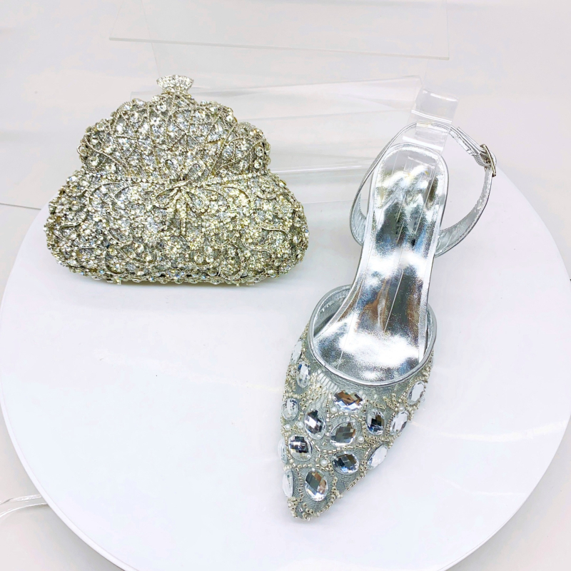 Moterų raišteliniai sandalai su smailiu nosimi, plonas kulnas 3–6 cm, viršus iš super pluošto, vidus tinklas (Pavasaris 2025)