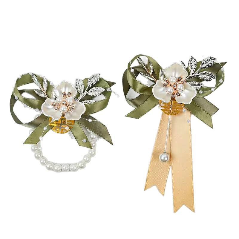 Esküvői csuklós virágcsokor készlet – selyem virágok, erdő-stílus; koszorúslányoknak és vőlegényeknek; ajándékhoz készen