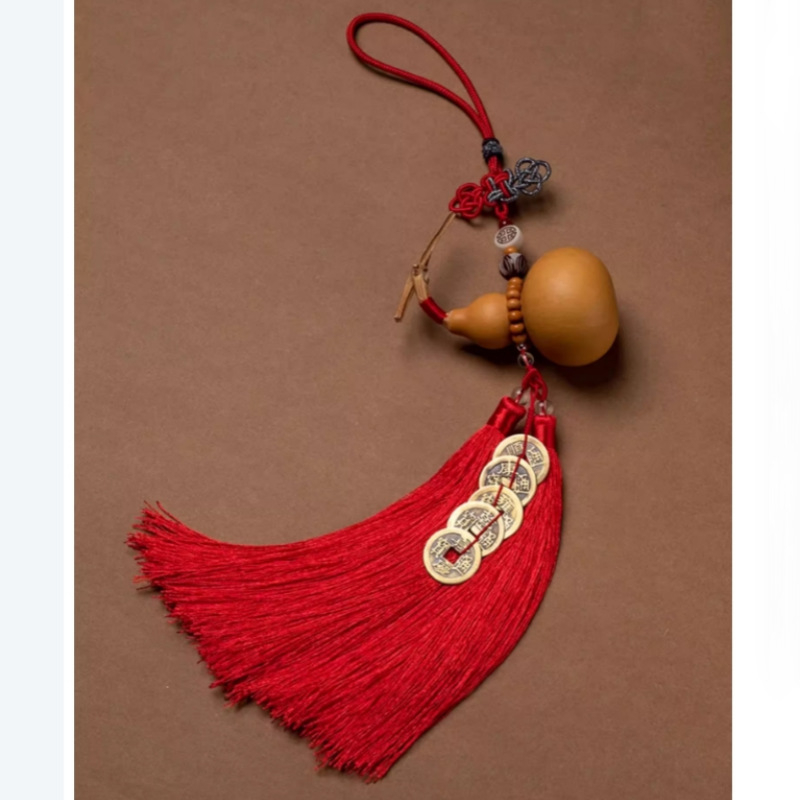 Αυτοκινητικό κρεμαστό διακόσμηση από κολοκύθα με νομίσματα των Πέντε Αυτοκρατόρων, σανδαλόξυλο και κινέζικο κόμπο για εσωτερική διακόσμηση