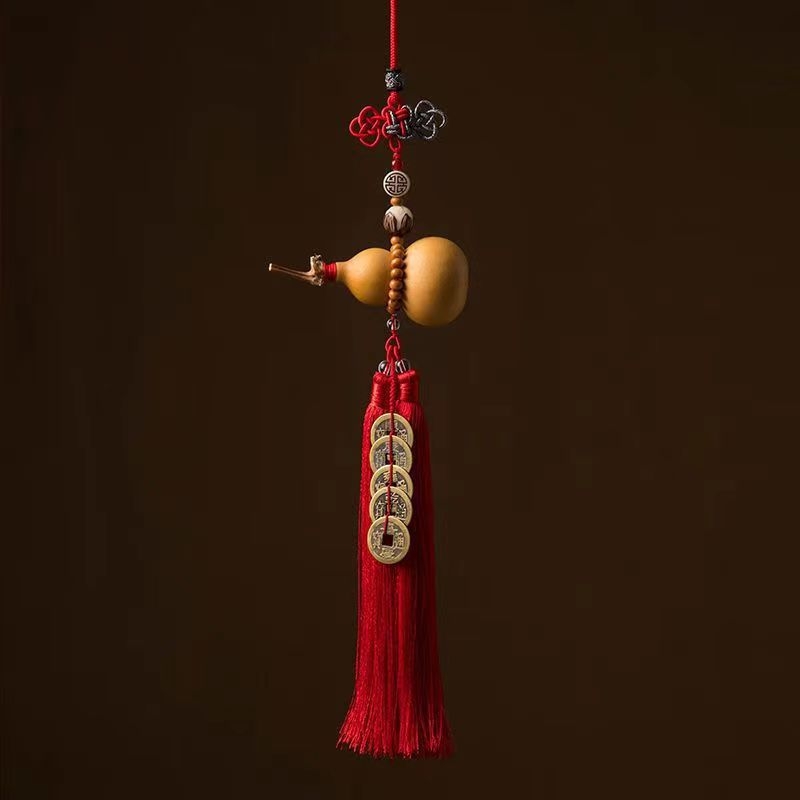 Αυτοκινητικό κρεμαστό διακόσμηση από κολοκύθα με νομίσματα των Πέντε Αυτοκρατόρων, σανδαλόξυλο και κινέζικο κόμπο για εσωτερική διακόσμηση
